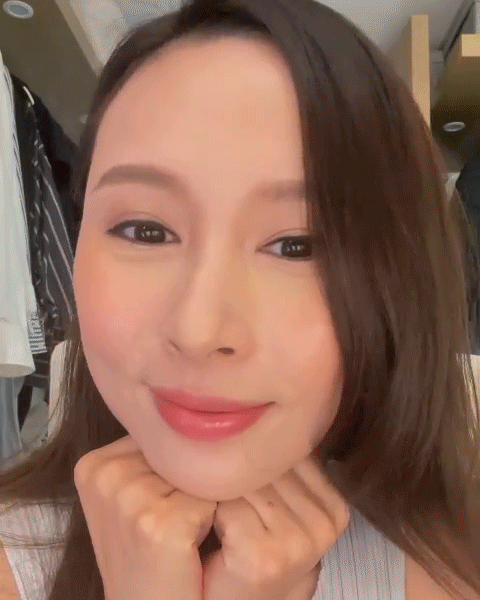Ice Stuns With Pregnancy Glow